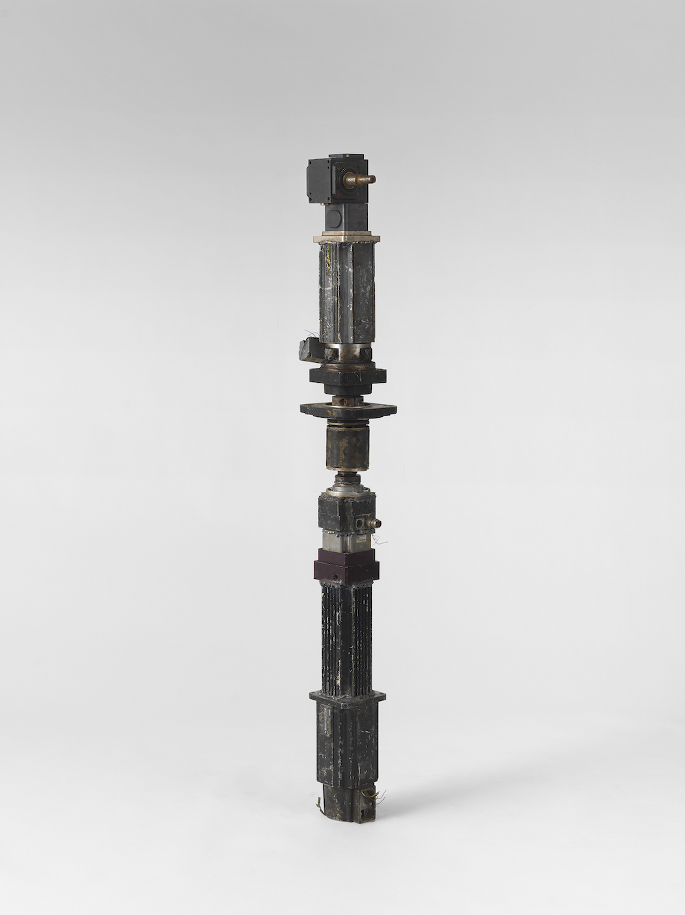 Oshay Green, <i>Accelerated saeculum 12</i>, 2023. Welded servomotors, 63 x 10 x 8 in (160 x 26 x 21 cm)
